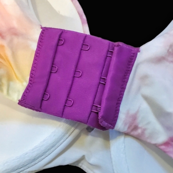 Torrid curves tie Dye look underwire bra. Size 40D. NWOT. - Picture 5 of 6